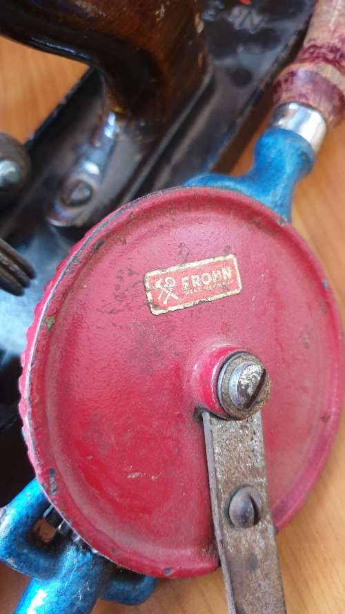 Hand-Tool selection - Bailey No5 Plane (no blade) + TWO Hand Drills **Awesome